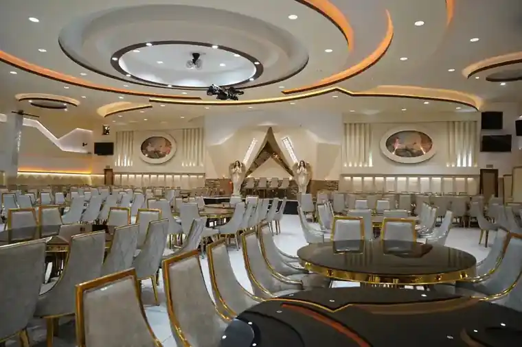 تصویر درباره تالار دریا